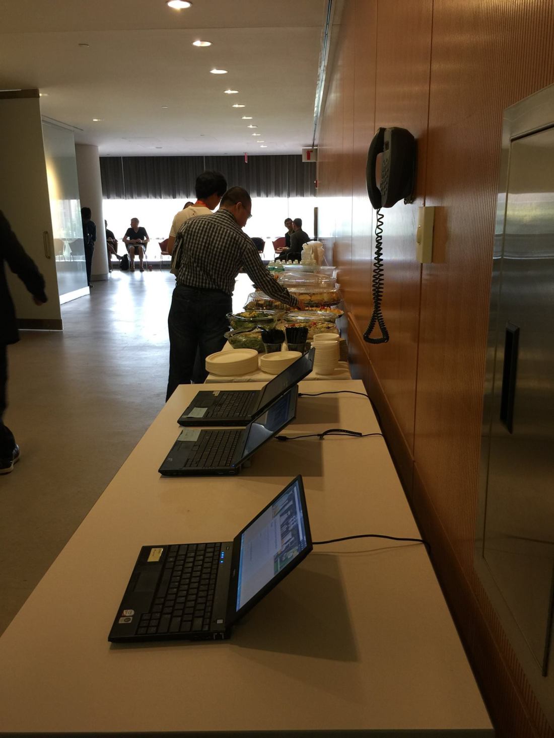 14289849_684416788377863_6724156734860372022_o